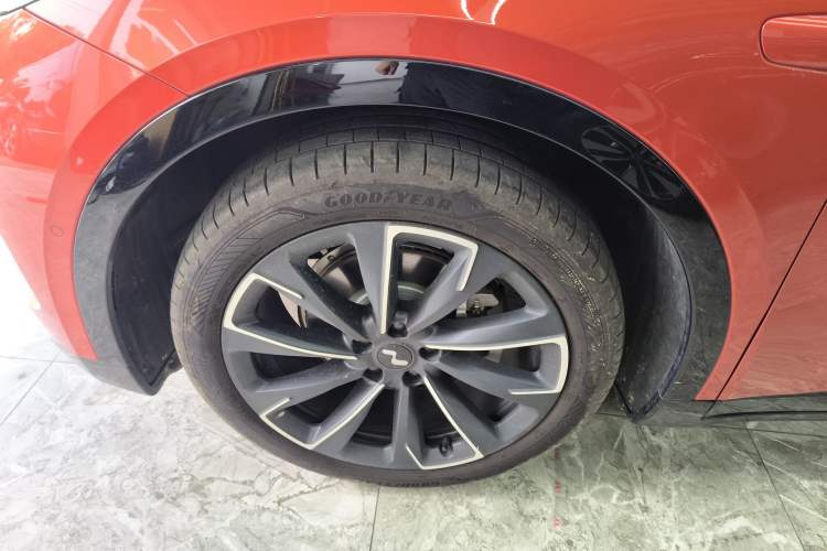 Used ONVO L60 2024 60 kWh Rear-Drive Version Left Front Wheel Hub