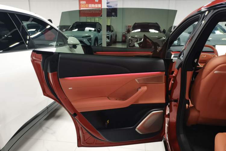 Used ONVO L60 2024 60 kWh Rear-Drive Version Left Rear Door Interior