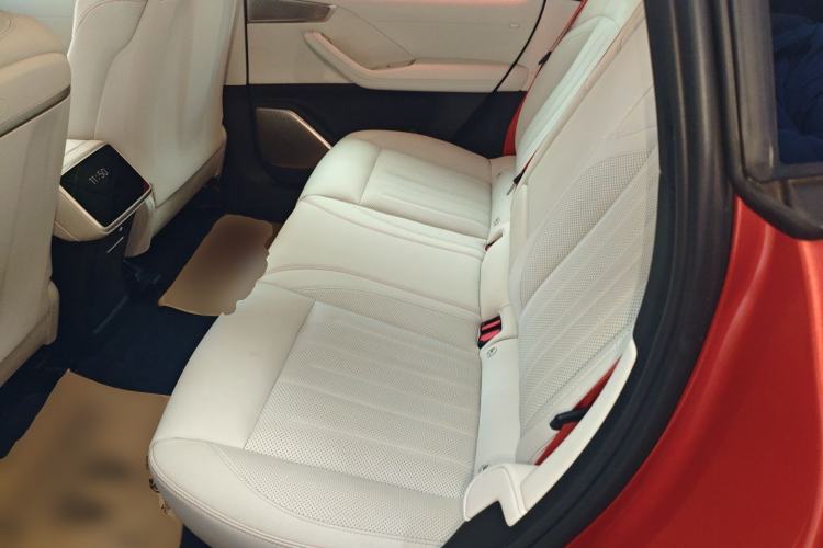 Used ONVO L60 2024 60 kWh Rear-Drive Version Left Rear Seat