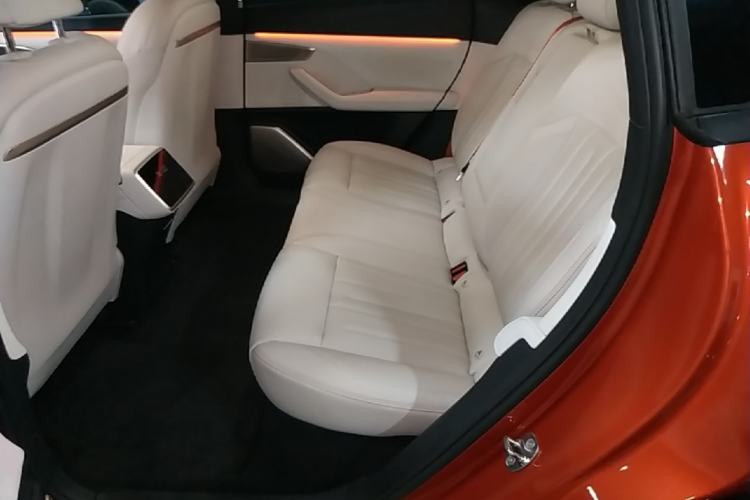 Used ONVO L60 2024 60 kWh Rear-Drive Version Left Rear Seat