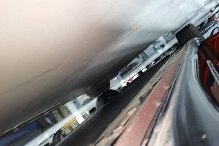 Used ONVO L60 2024 60 kWh Rear-Drive Version Left Side Sill