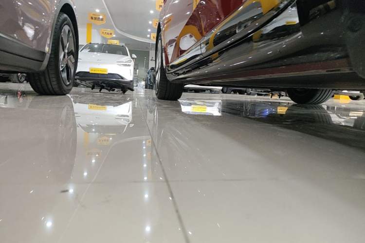 Used ONVO L60 2024 60 kWh Rear-Drive Version Left Side Sill