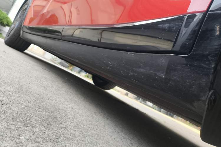 Used ONVO L60 2024 60 kWh Rear-Drive Version Left Side Sill