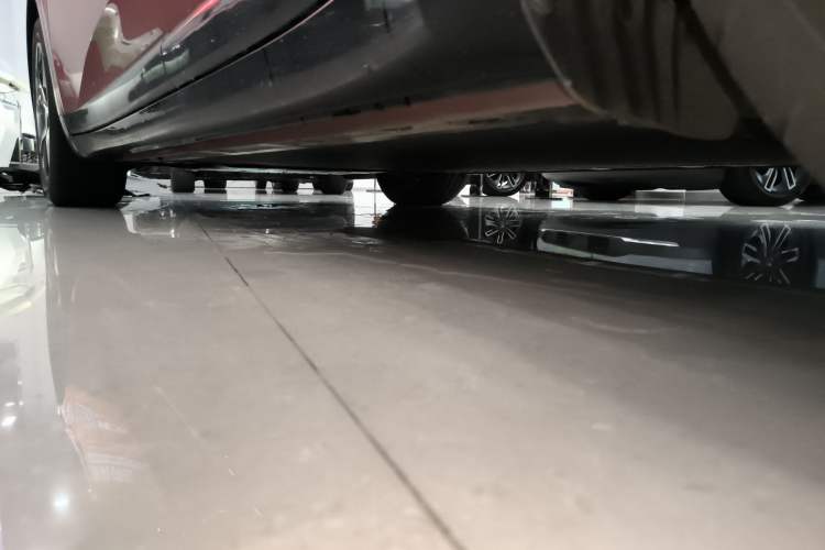 Used ONVO L60 2024 60 kWh Rear-Drive Version Left Side Sill