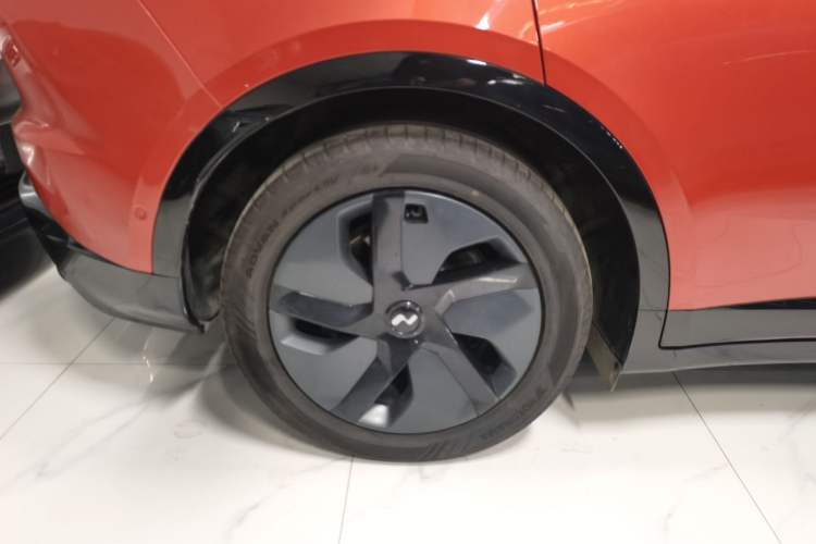 Used ONVO L60 2024 60 kWh Rear-Drive Version Right Rear Wheel Hub