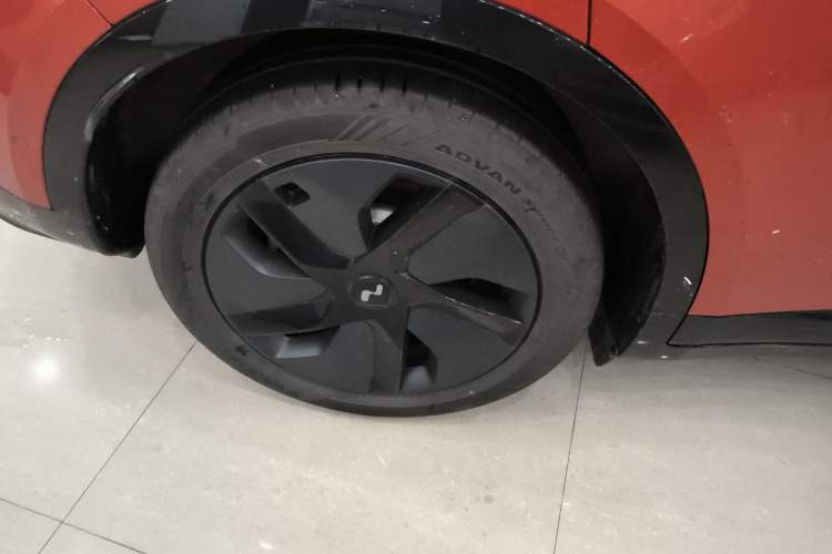 Used ONVO L60 2024 60 kWh Rear-Drive Version Right Rear Wheel Hub
