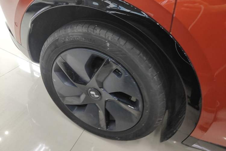 Used ONVO L60 2024 60 kWh Rear-Drive Version Right Rear Wheel Hub