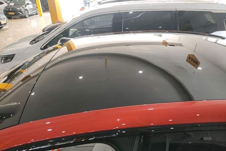 Used ONVO L60 2024 60 kWh Rear-Drive Version Roof