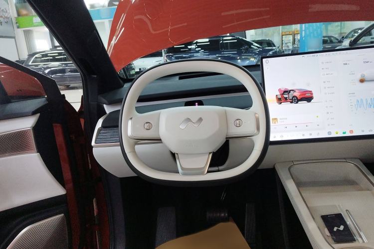 Used ONVO L60 2024 60 kWh Rear-Drive Version Steering Wheel