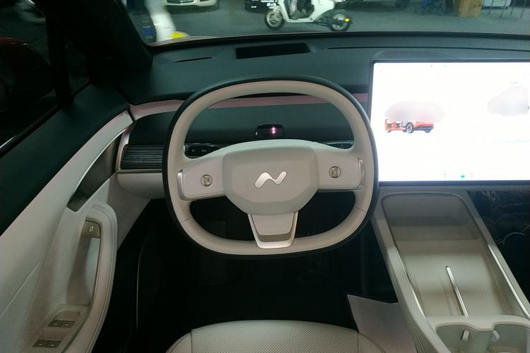 Used ONVO L60 2024 60 kWh Rear-Drive Version Steering Wheel