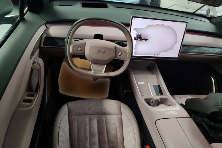 Used ONVO L60 2024 85 kWh Rear-Drive Version Steering Wheel