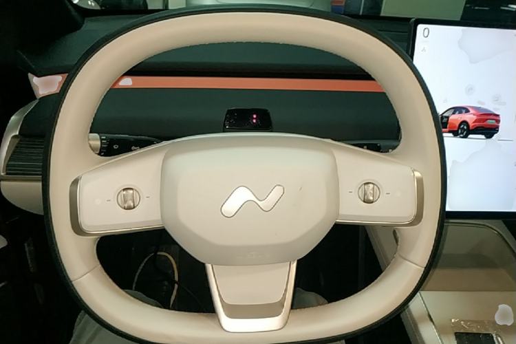 Used ONVO L60 2024 60 kWh Rear-Drive Version Steering Wheel
