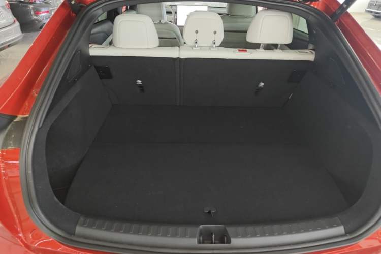Used ONVO L60 2024 60 kWh Rear-Drive Version Trunk