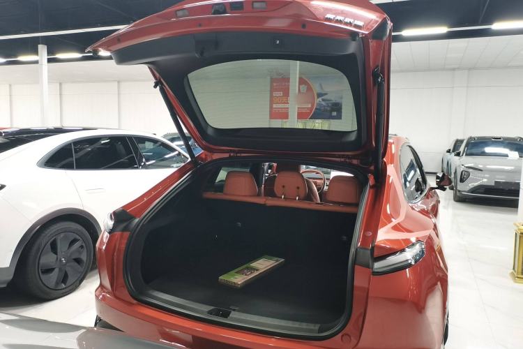 Used ONVO L60 2024 60 kWh Rear-Drive Version Trunk