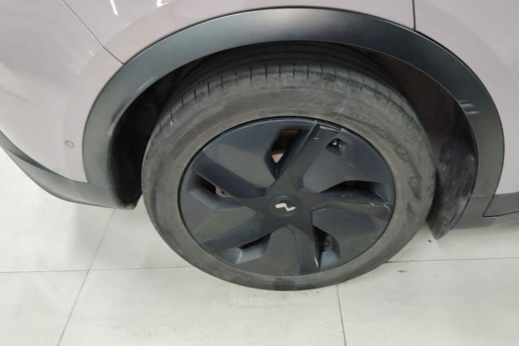 Used ONVO L60 2024 60 kWh Rear-Drive Version Right Rear Wheel Hub