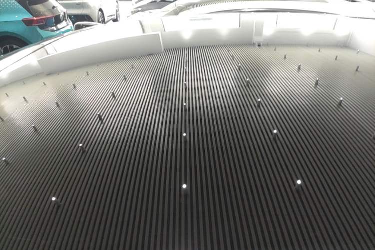 Used ONVO L60 2024 60 kWh Rear-Drive Version Roof