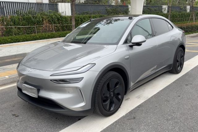 ONVO L60 2024 60 kWh Rear-Drive Version مستعملة
