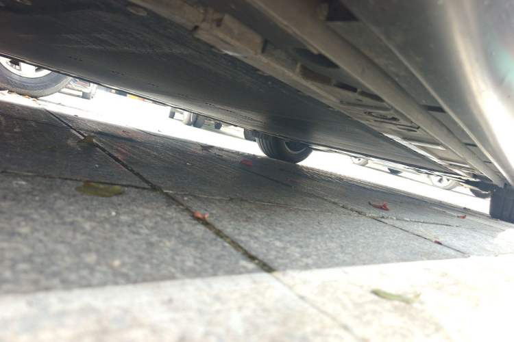 Used ONVO L60 2024 60 kWh Rear-Drive Version Chassis Front Left