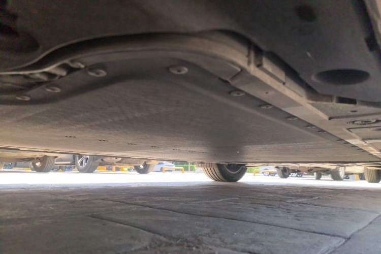 Used ONVO L60 2024 60 kWh Rear-Drive Version Chassis Front Left