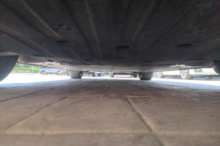 Used ONVO L60 2024 60 kWh Rear-Drive Version Chassis Front