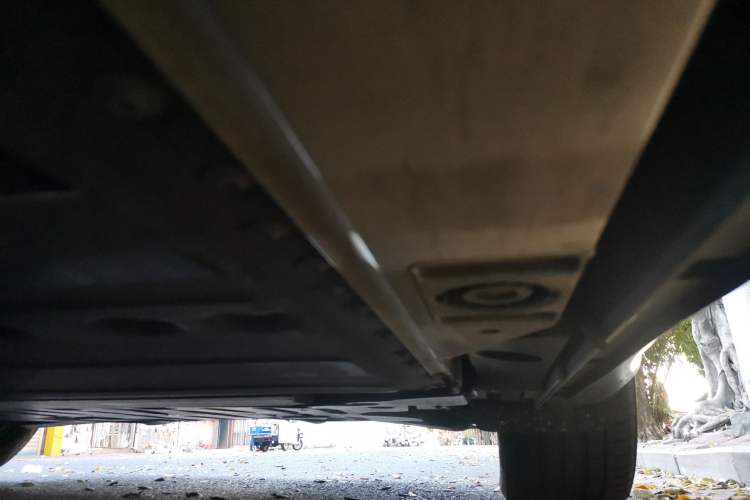 Used ONVO L60 2024 60 kWh Rear-Drive Version Chassis Rear Left