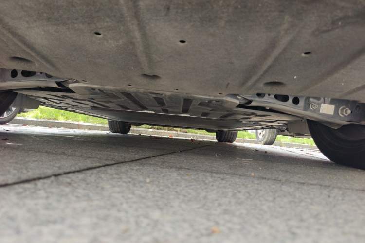 Used ONVO L60 2024 60 kWh Rear-Drive Version Chassis Rear