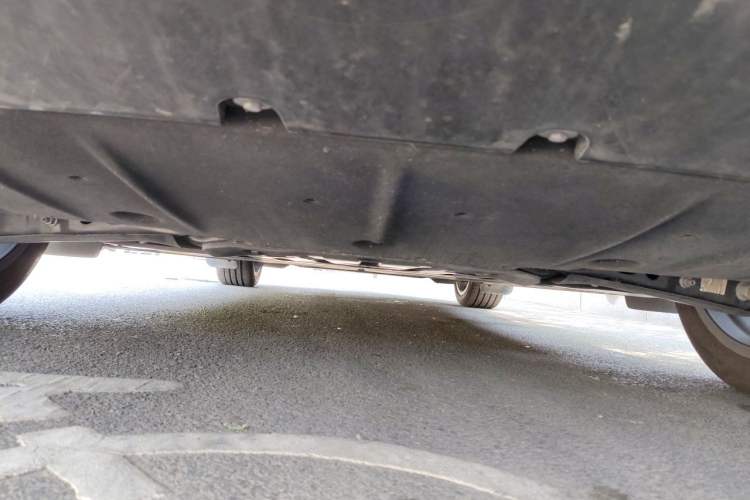 Used ONVO L60 2024 60 kWh Rear-Drive Version Chassis Rear