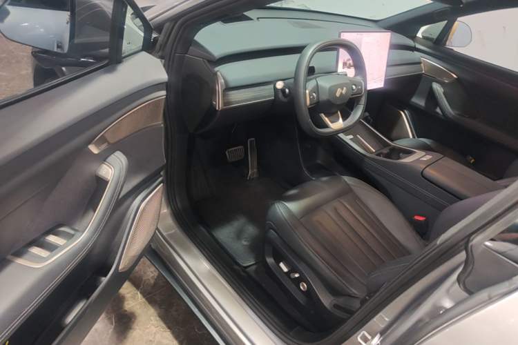 Used ONVO L60 2024 60 kWh Rear-Drive Version Driver Seat