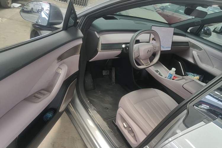 Used ONVO L60 2024 60 kWh Rear-Drive Version Driver Seat