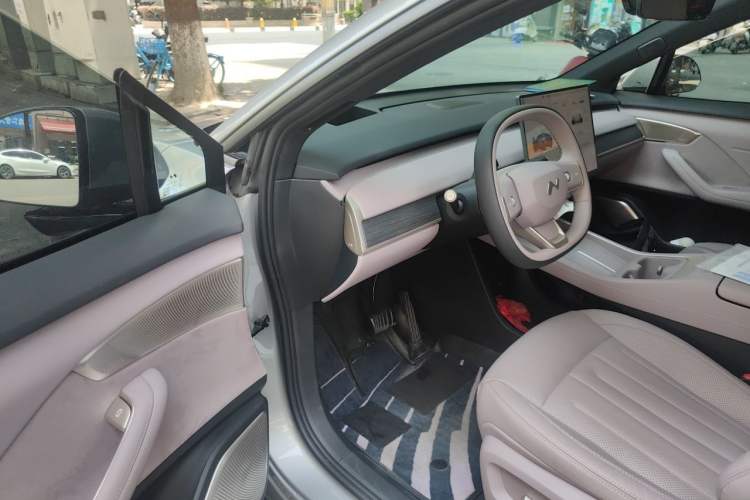 Used ONVO L60 2024 60 kWh Rear-Drive Version Driver Seat