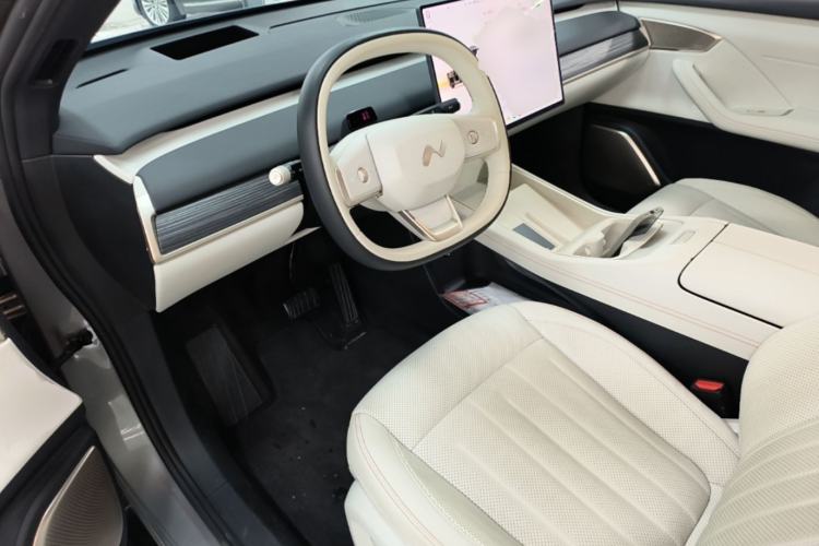 Used ONVO L60 2024 60 kWh Rear-Drive Version Driver Seat