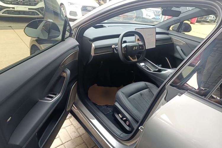 Used ONVO L60 2024 60 kWh Rear-Drive Version Driver Seat