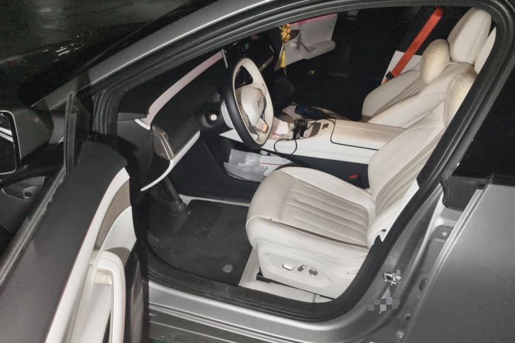 Used ONVO L60 2024 60 kWh Rear-Drive Version Driver Seat