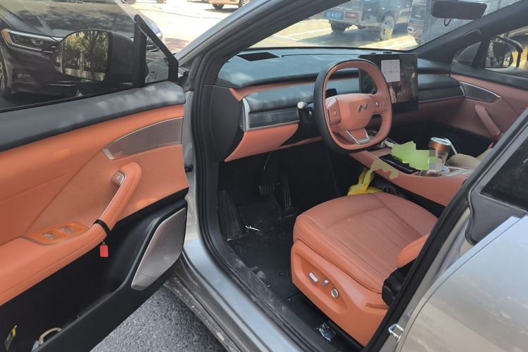 Used ONVO L60 2024 60 kWh Rear-Drive Version Driver Seat