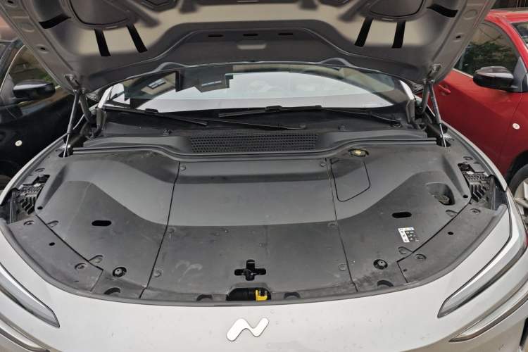 Used ONVO L60 2024 60 kWh Rear-Drive Version Engine Bay