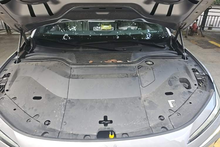 Used ONVO L60 2024 60 kWh Rear-Drive Version Engine Bay