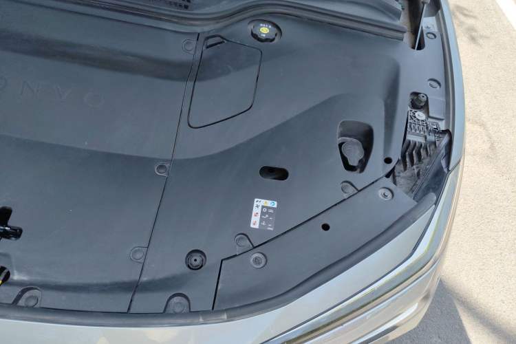 Used ONVO L60 2024 60 kWh Rear-Drive Version Engine Bay Left