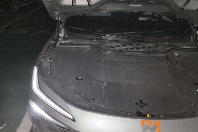 Used ONVO L60 2024 60 kWh Rear-Drive Version Engine Bay Right