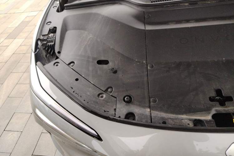 Used ONVO L60 2024 60 kWh Rear-Drive Version Engine Bay Right