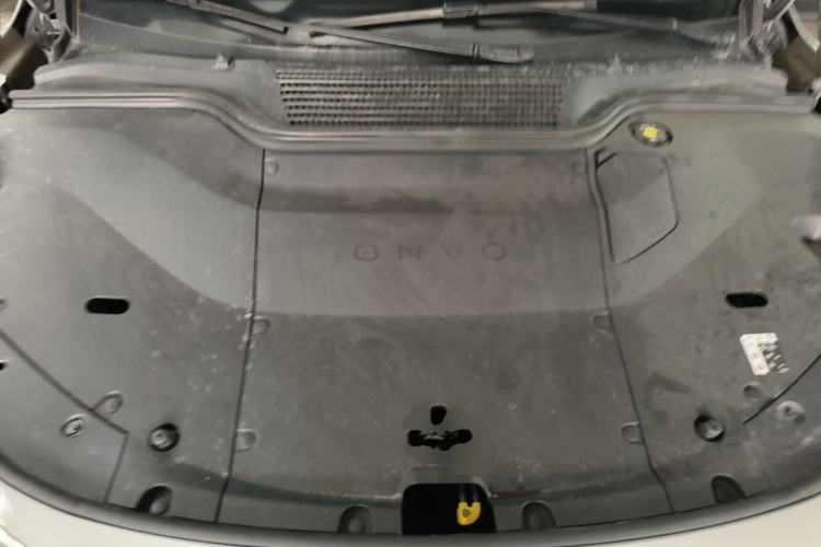 Used ONVO L60 2024 60 kWh All-Wheel Drive Engine Bay
