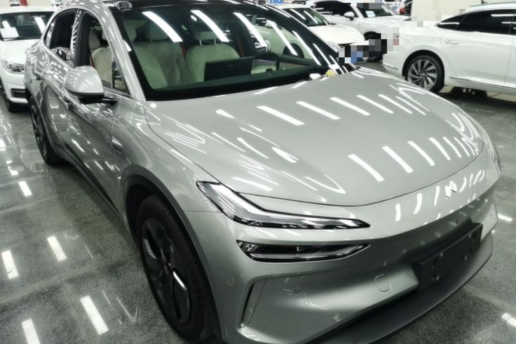 Used ONVO L60 2024 60 kWh Rear-Drive Version Exterior 1