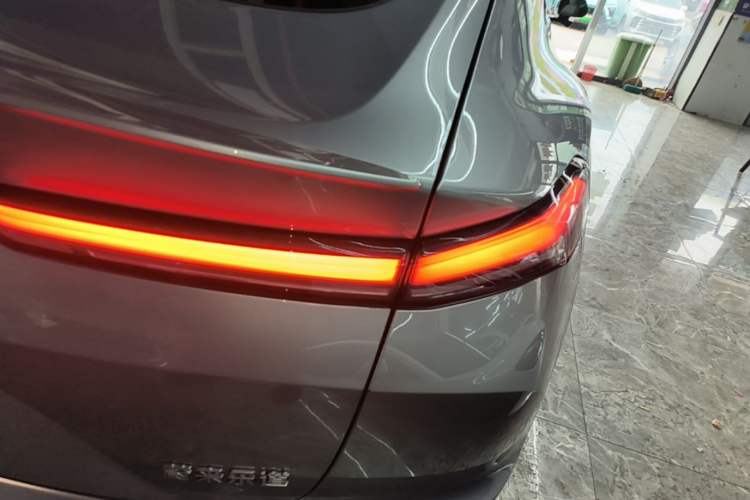 Used ONVO L60 2024 60 kWh All-Wheel Drive Exterior 3