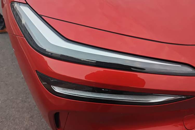 Used ONVO L60 2024 60 kWh Rear-Drive Version Exterior 6