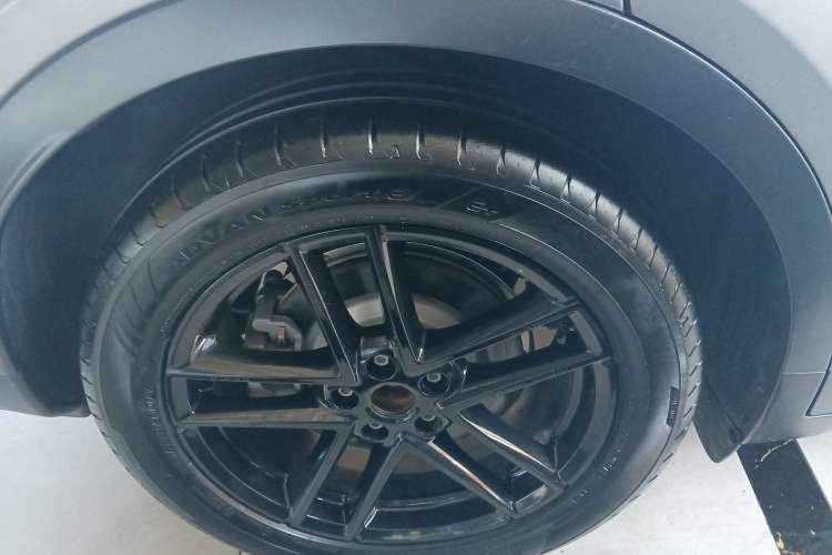 Used ONVO L60 2024 60 kWh Rear-Drive Version Exterior 8
