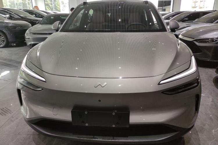Used ONVO L60 2024 60 kWh Rear-Drive Version Front