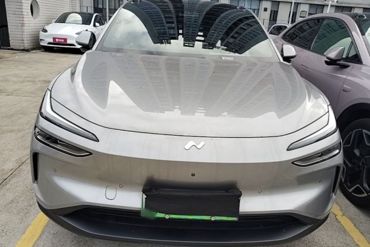 Used ONVO L60 2024 60 kWh Rear-Drive Version Front