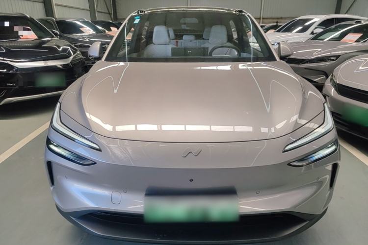 Used ONVO L60 2024 60 kWh Rear-Drive Version Front