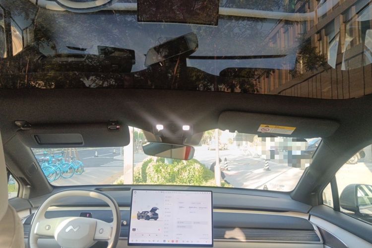 Used ONVO L60 2024 60 kWh Rear-Drive Version Headliner
