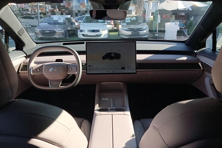 Used ONVO L60 2024 60 kWh Rear-Drive Version Interior 2