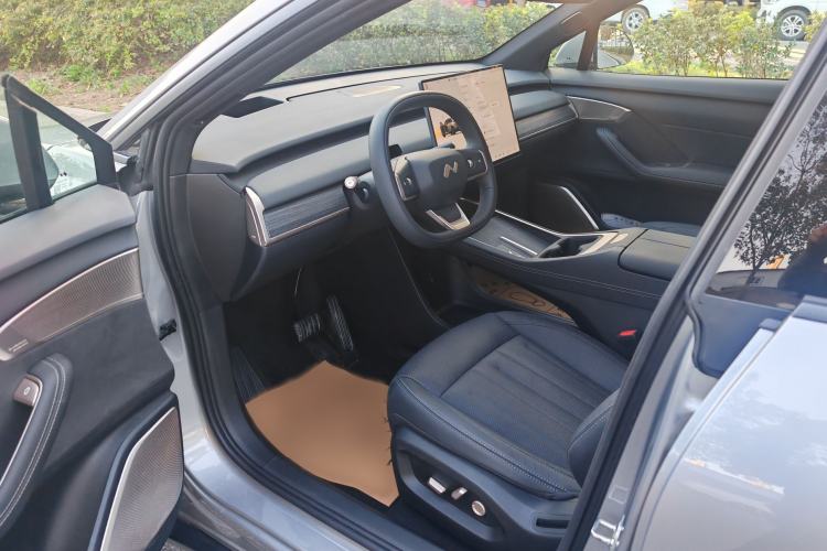 Used ONVO L60 2024 60 kWh Rear-Drive Version Interior 3